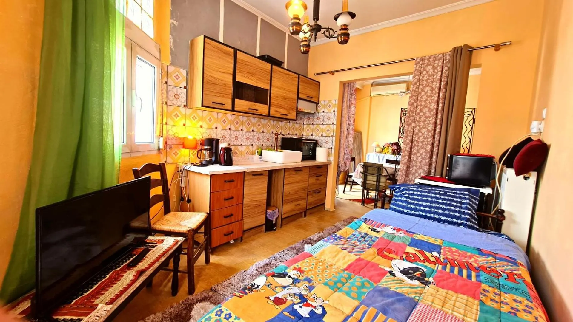 Budget And Family Friendly City Center 200Mbps Thessaloniki Apartment