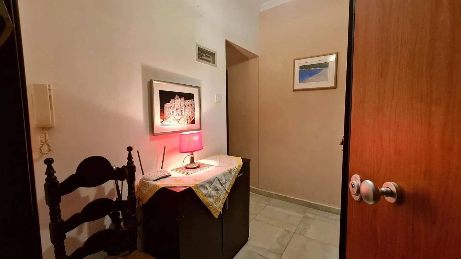 Budget And Family Friendly City Center 200Mbps Thessaloniki 0*,  Greece